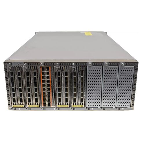 Cisco N5K-C5696Q Line Card Expansion Slots